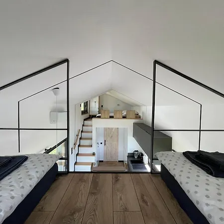 Tiny House - Osada Wilkasy 木屋 *